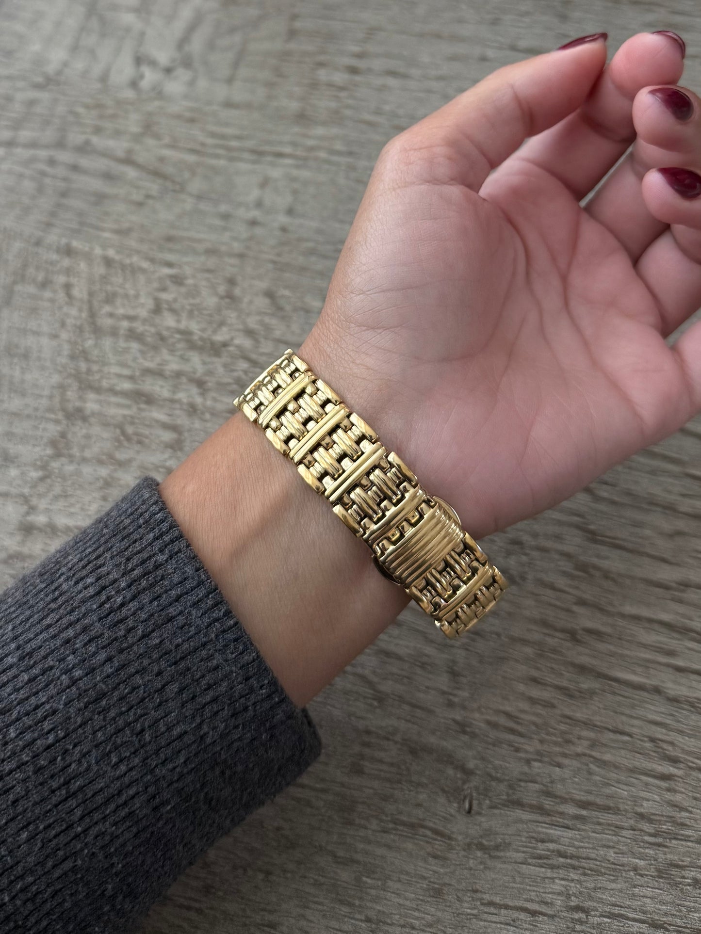 Wittnauer Laureate Genuine Diamonds Bezel Watch