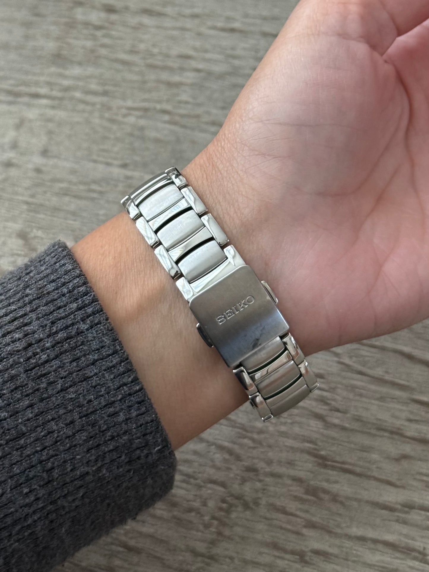 Classic Seiko Silver Watch with Dark Dial