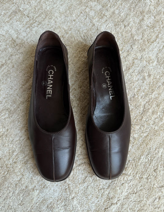 Chanel Brown Ballet Flats w/ BOX + DUST BAG Size 7.5