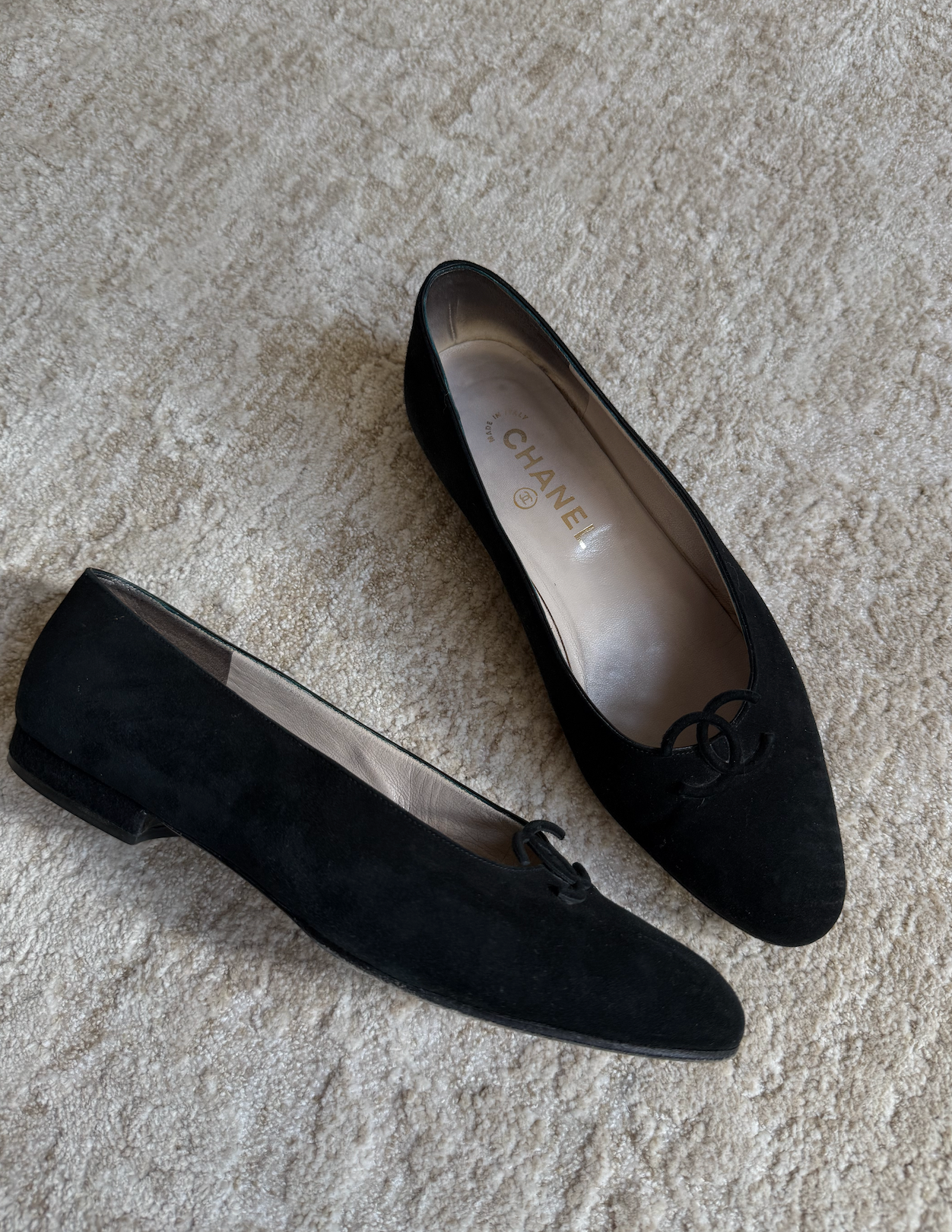 Chanel Vintage Interlocking CC Logo Flats Size 37.5