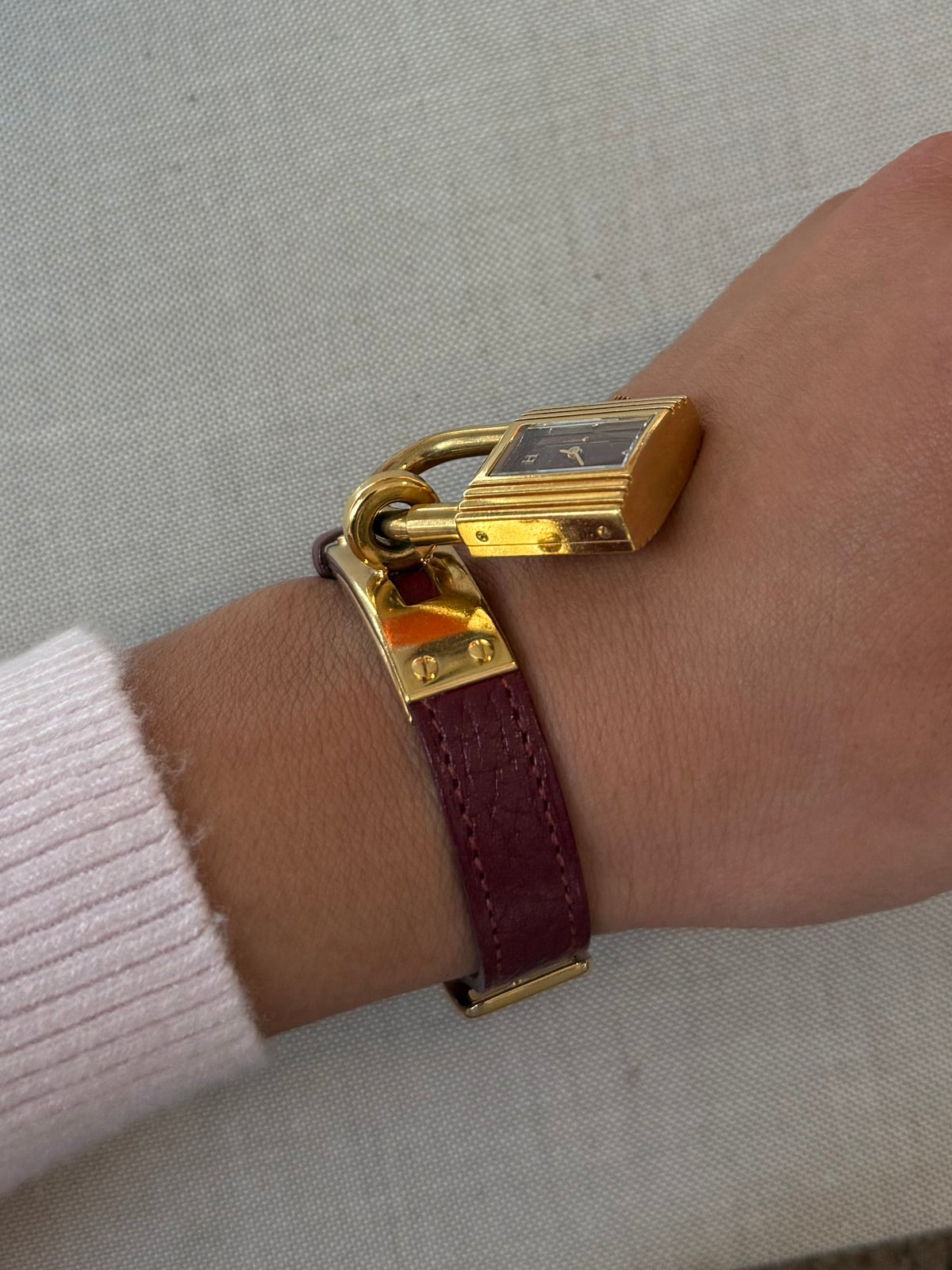 Authentic Vintage 1998 HERMES Kelly Cadena Burgundy Calf Skin Watch