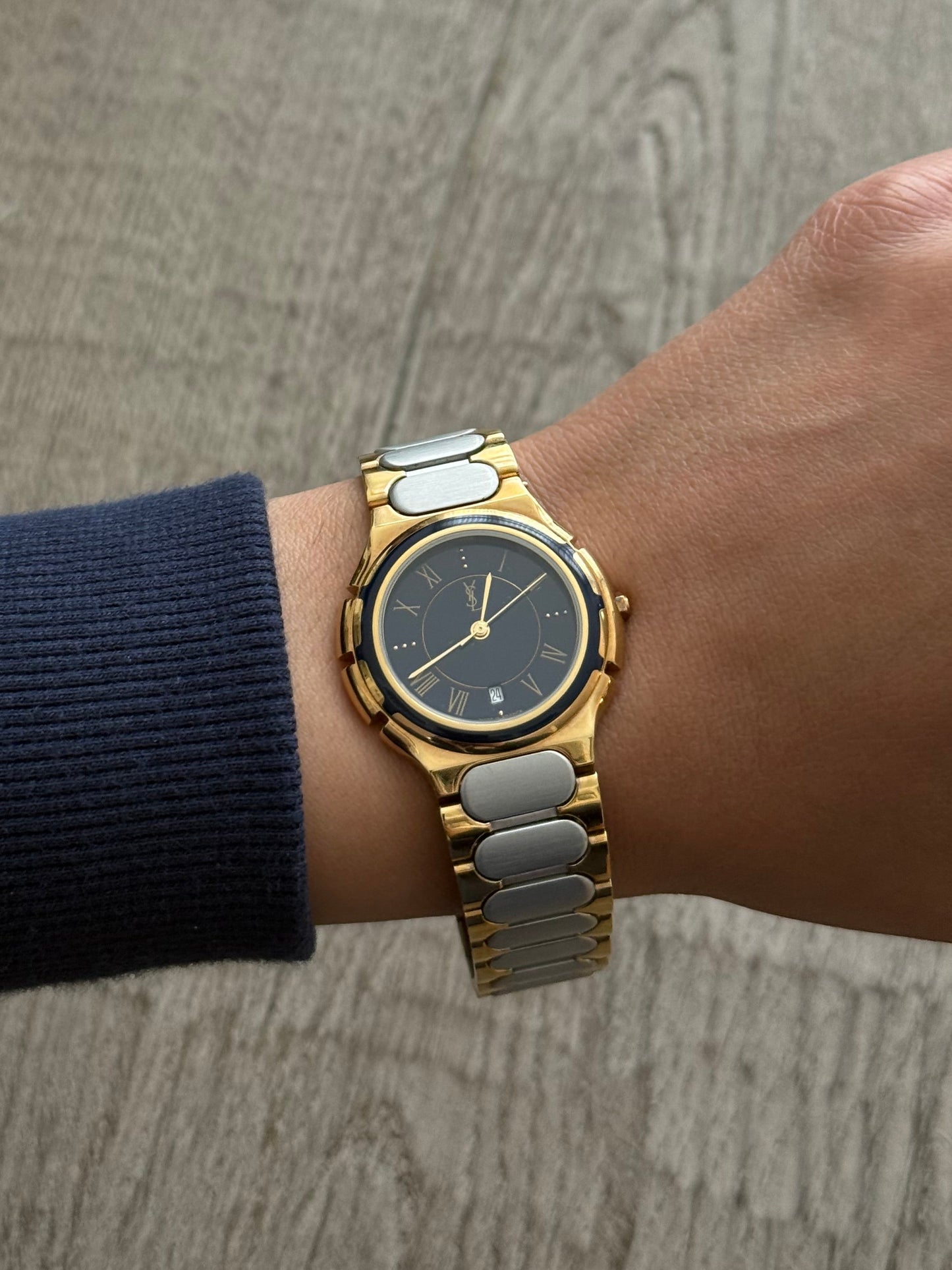 YSL Mens/Unisex Watch