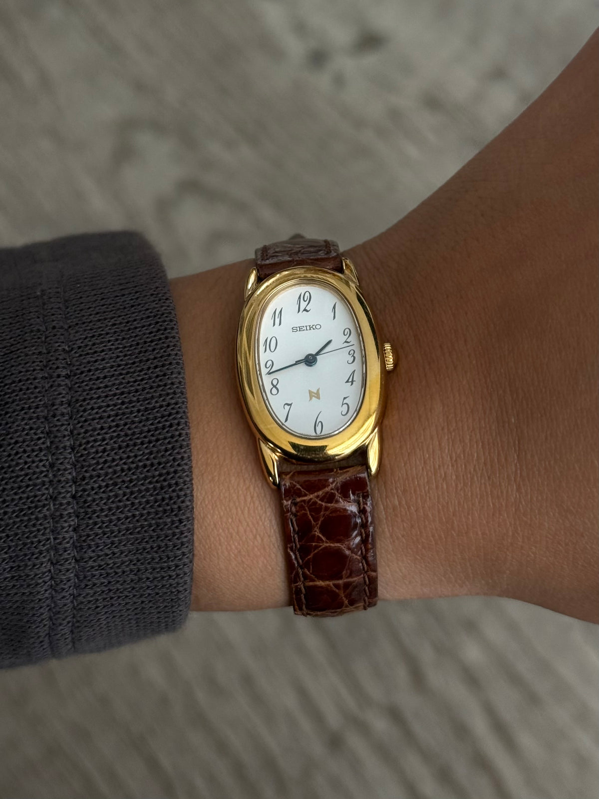 Vintage Seiko 90's Baignoire Brown Leather Band Watch