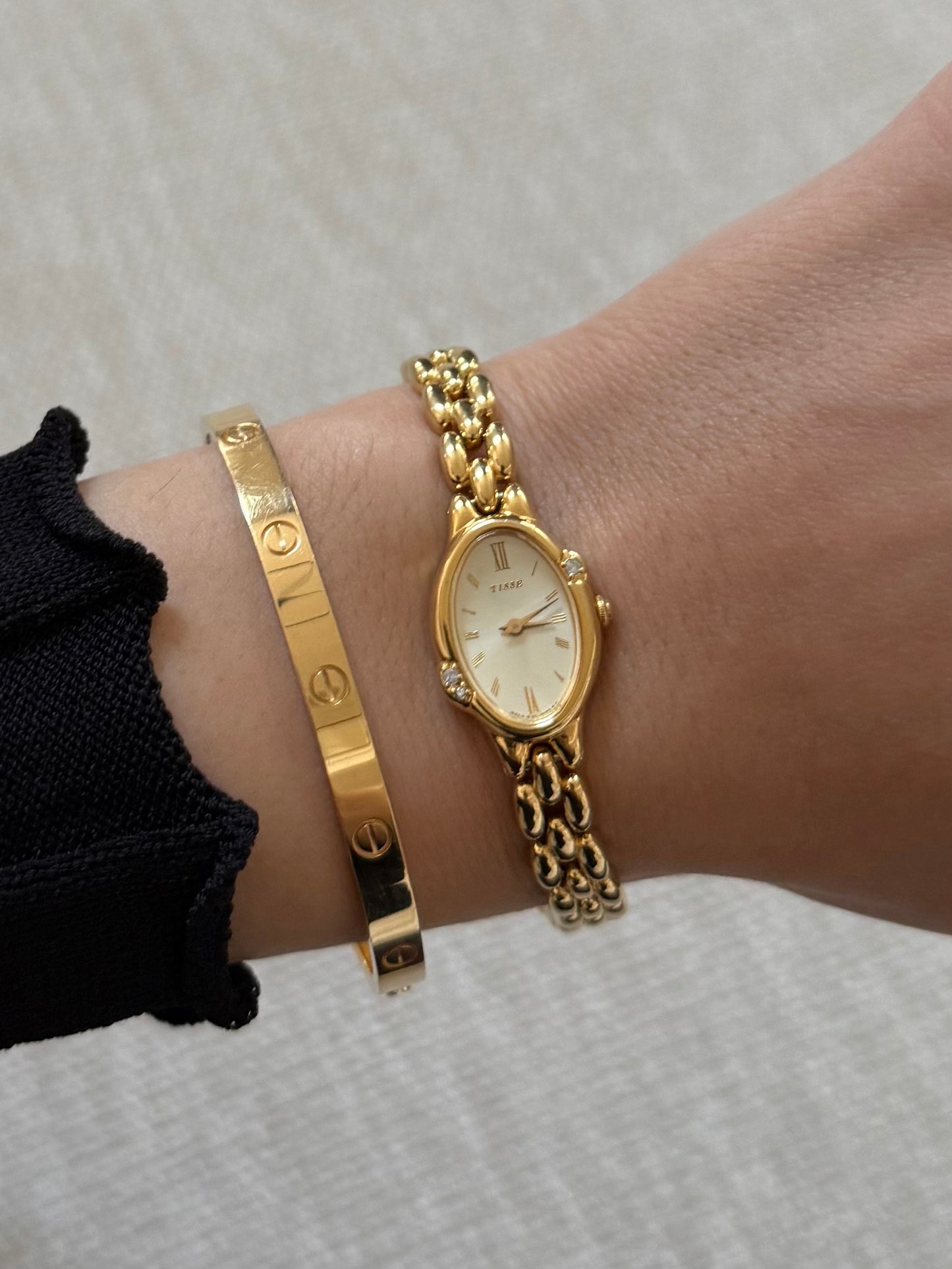 RARE Dainty Seiko Tisse Watch w/ Diamonds