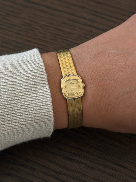 Seiko Gold Tone Watch (small)