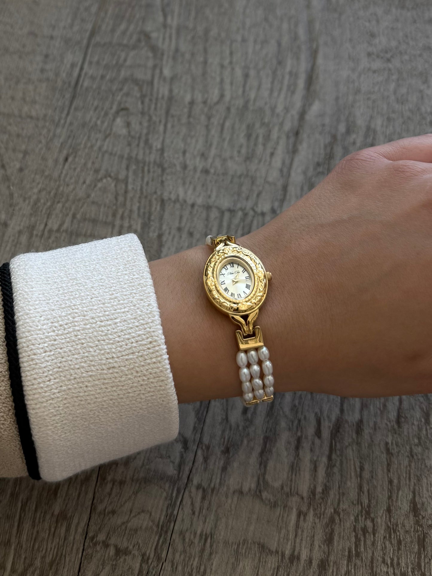 Cordelia Watch | Gold Dial