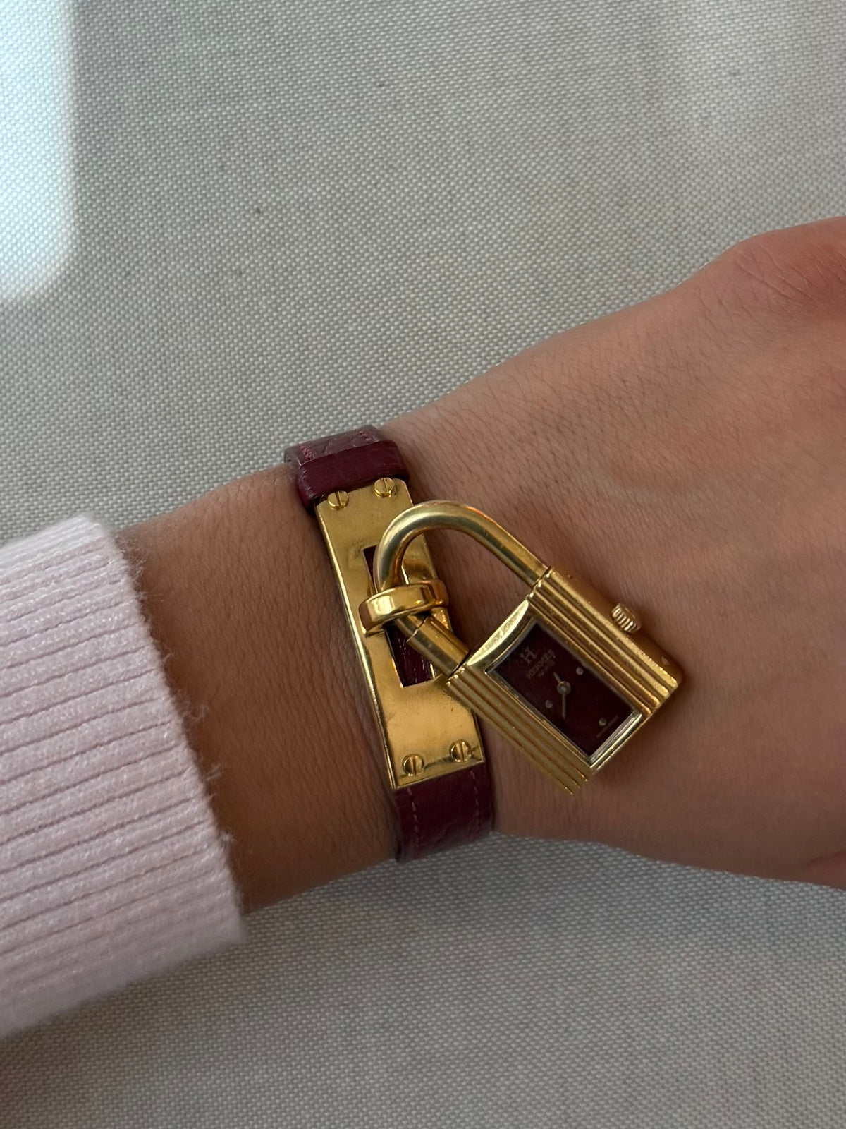 Authentic Vintage 1998 HERMES Kelly Cadena Burgundy Calf Skin Watch