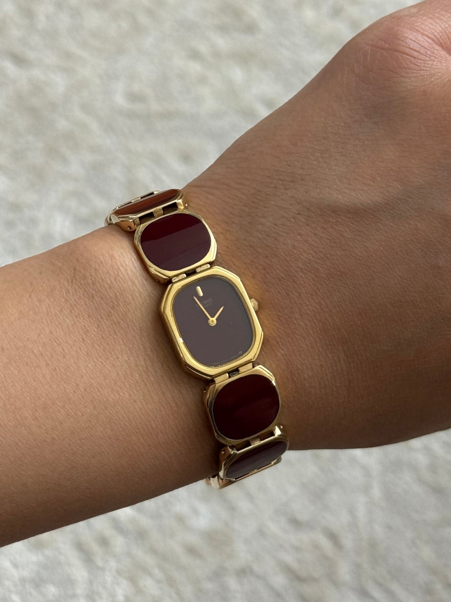 Seiko LaSalle Burgundy Stone Bracelet