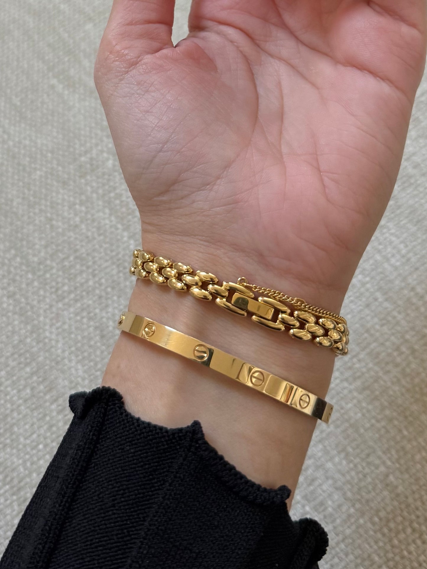 RARE Dainty Seiko Tisse Watch w/ Diamonds