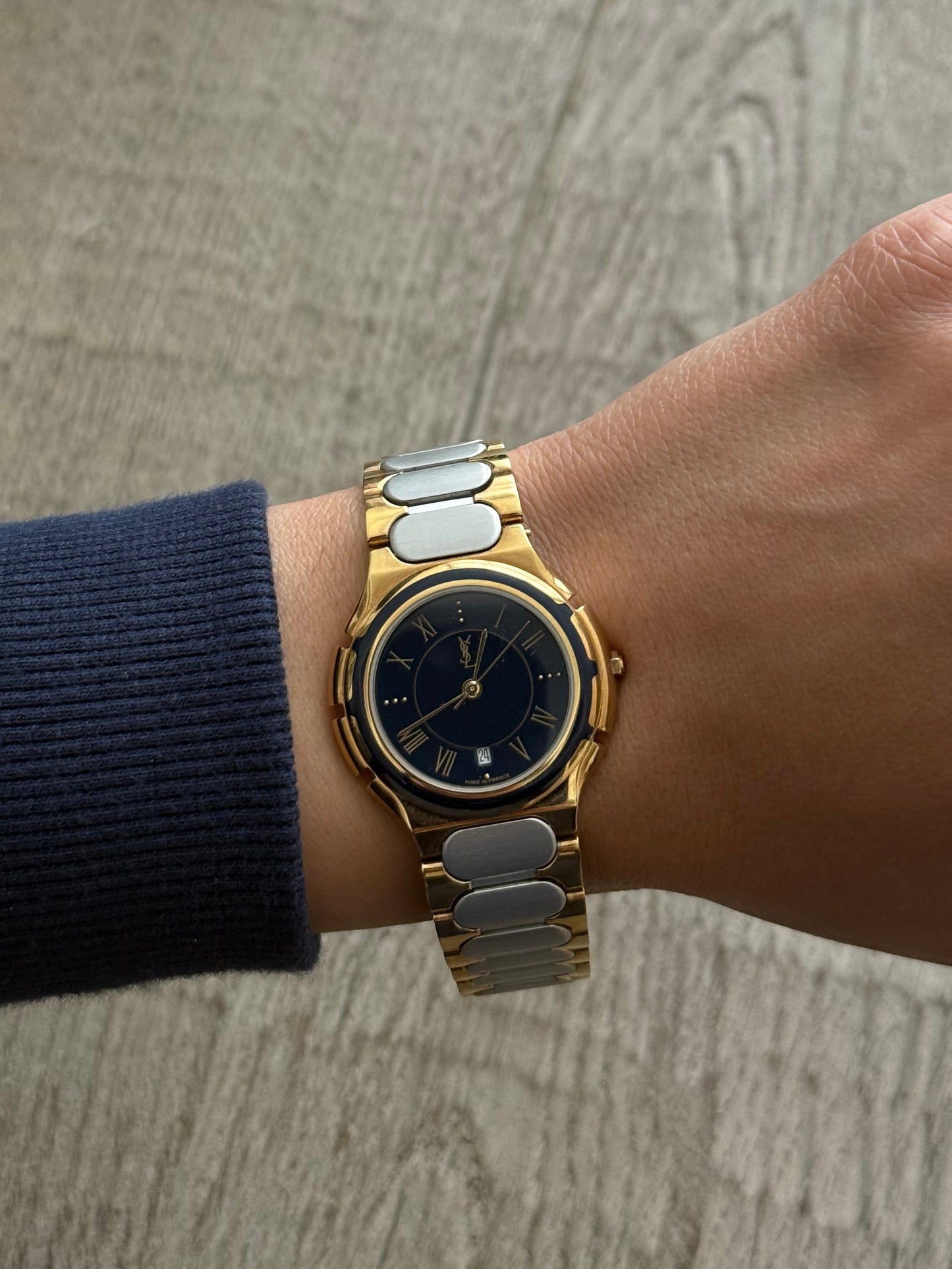 YSL Mens/Unisex Watch