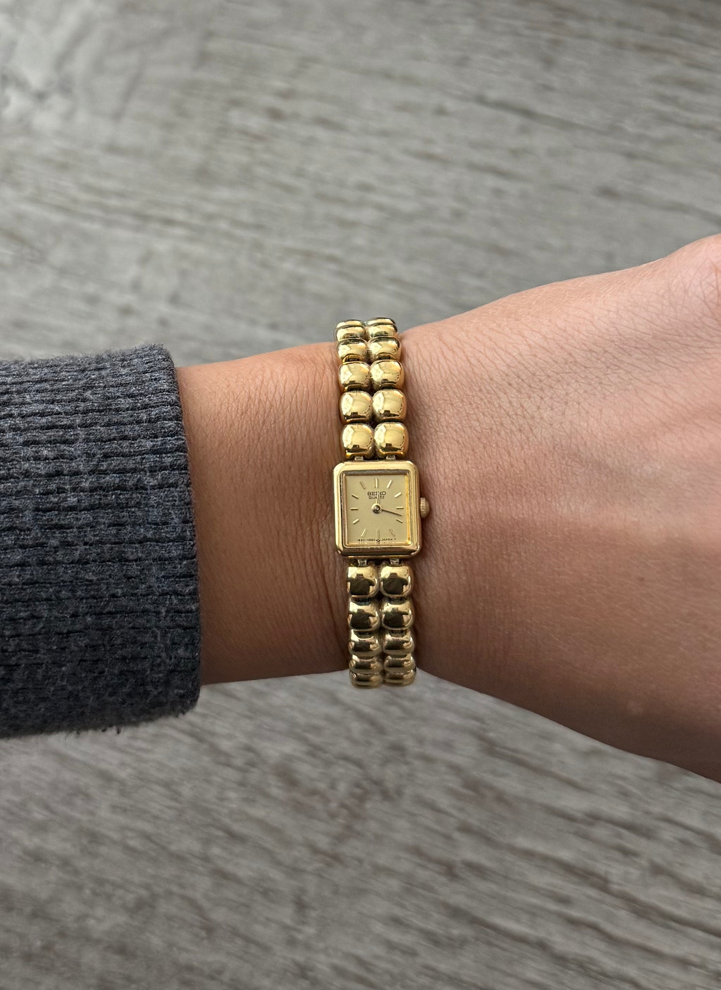 Seiko Dainty Gold Toned Watch