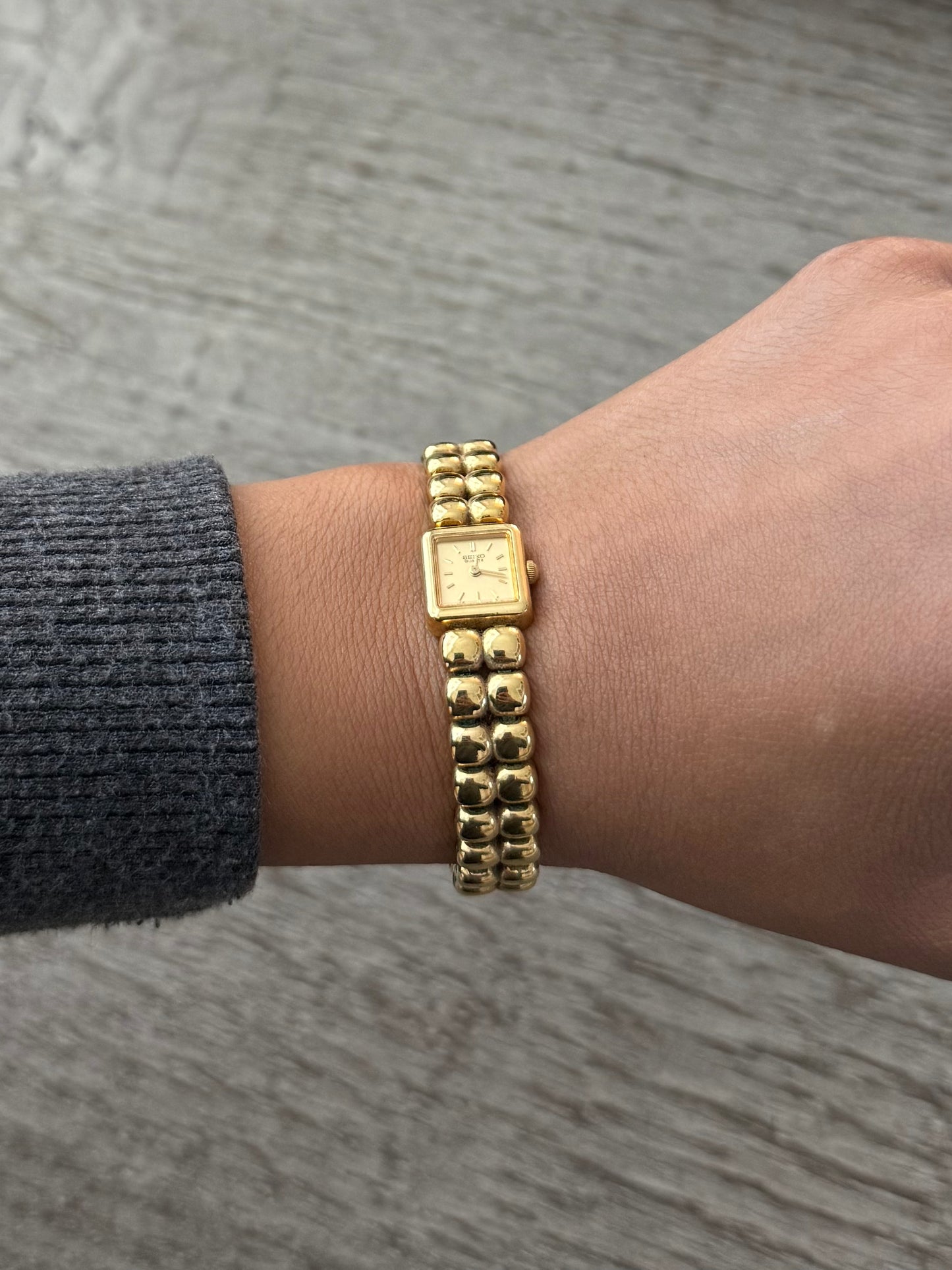 Seiko Dainty Gold Toned Watch